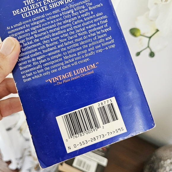 Robert Ludlum Lot of 3 Paperback Books The Bourne Ultimatum The Bourne Supremacy - Picture 7 of 10